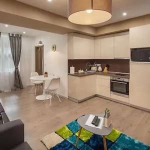 kastely-apartments-buda-castle.inbudapesthotels.com/