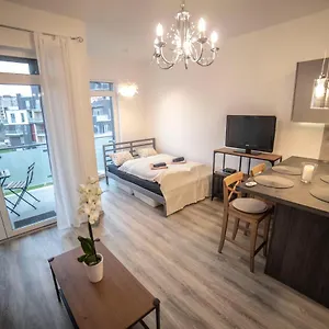 sasadparks-new-apartment-in-the-west-part-of-buda.inbudapesthotels.com/
